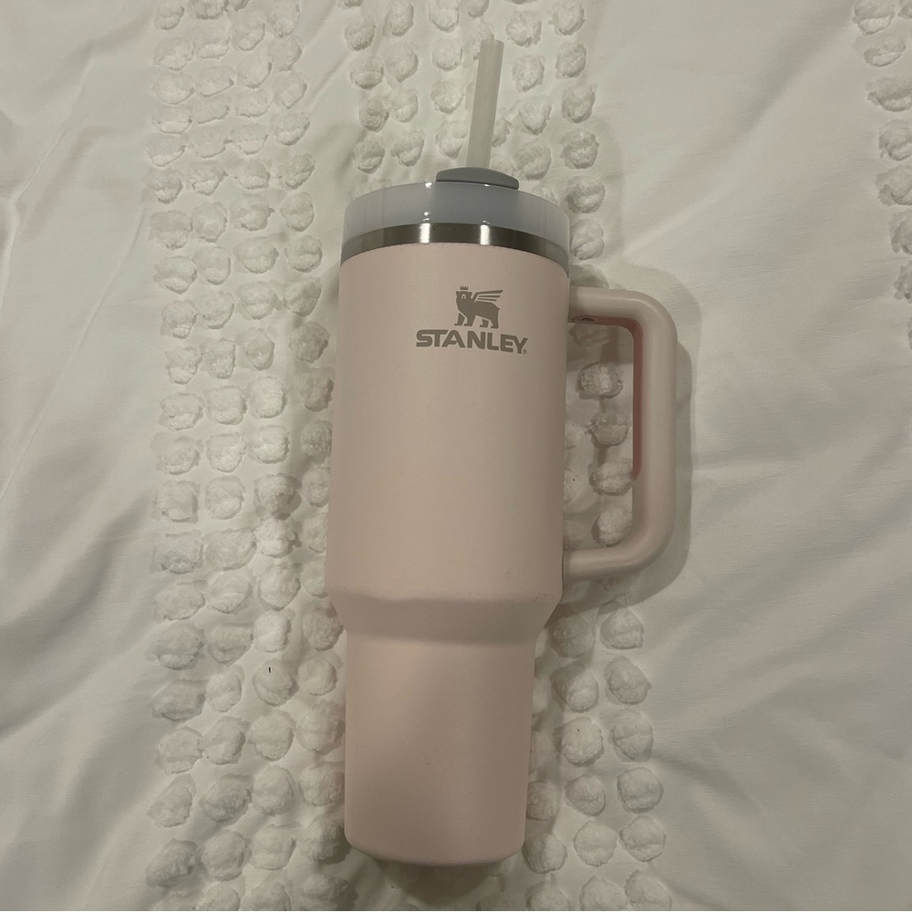 Light pink Stanley